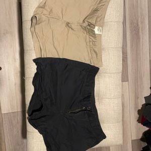 Size 6 shorts Magellan